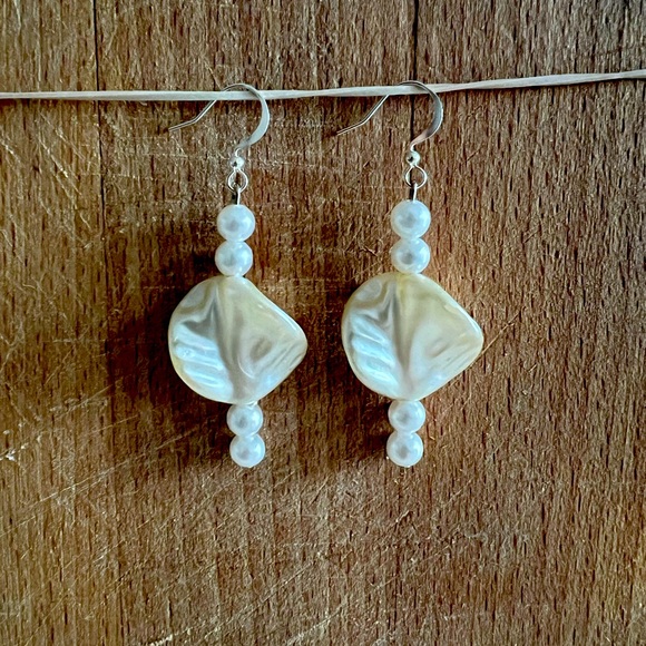 Handmade beaded boho earrings - Picture 1 of 1